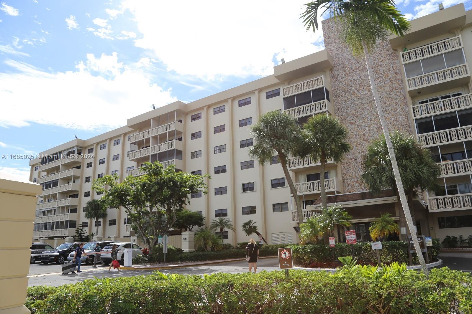 CANONGATE CONDO NO ONE - Residential