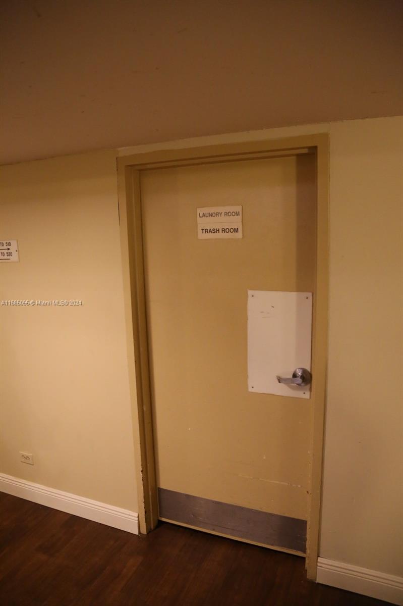 CANONGATE CONDO NO ONE - Residential