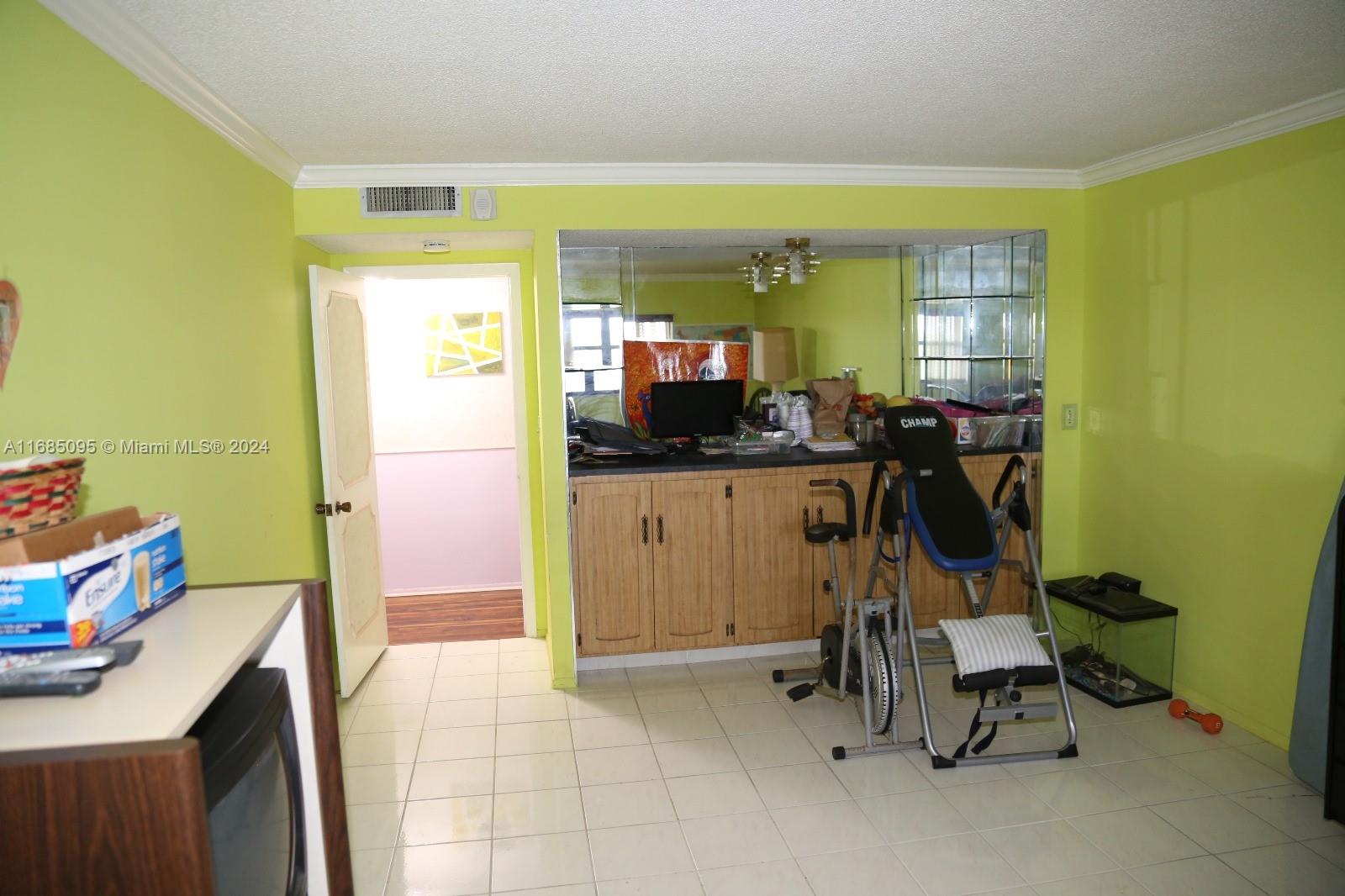 CANONGATE CONDO NO ONE - Residential