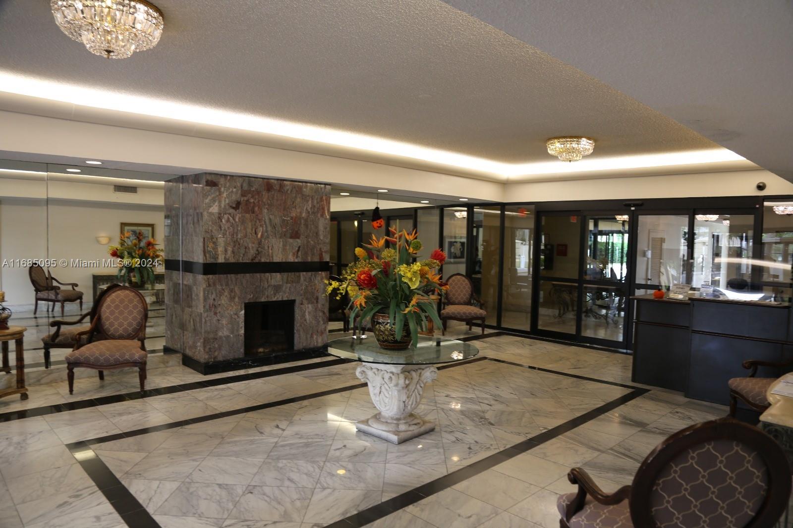 CANONGATE CONDO NO ONE - Residential