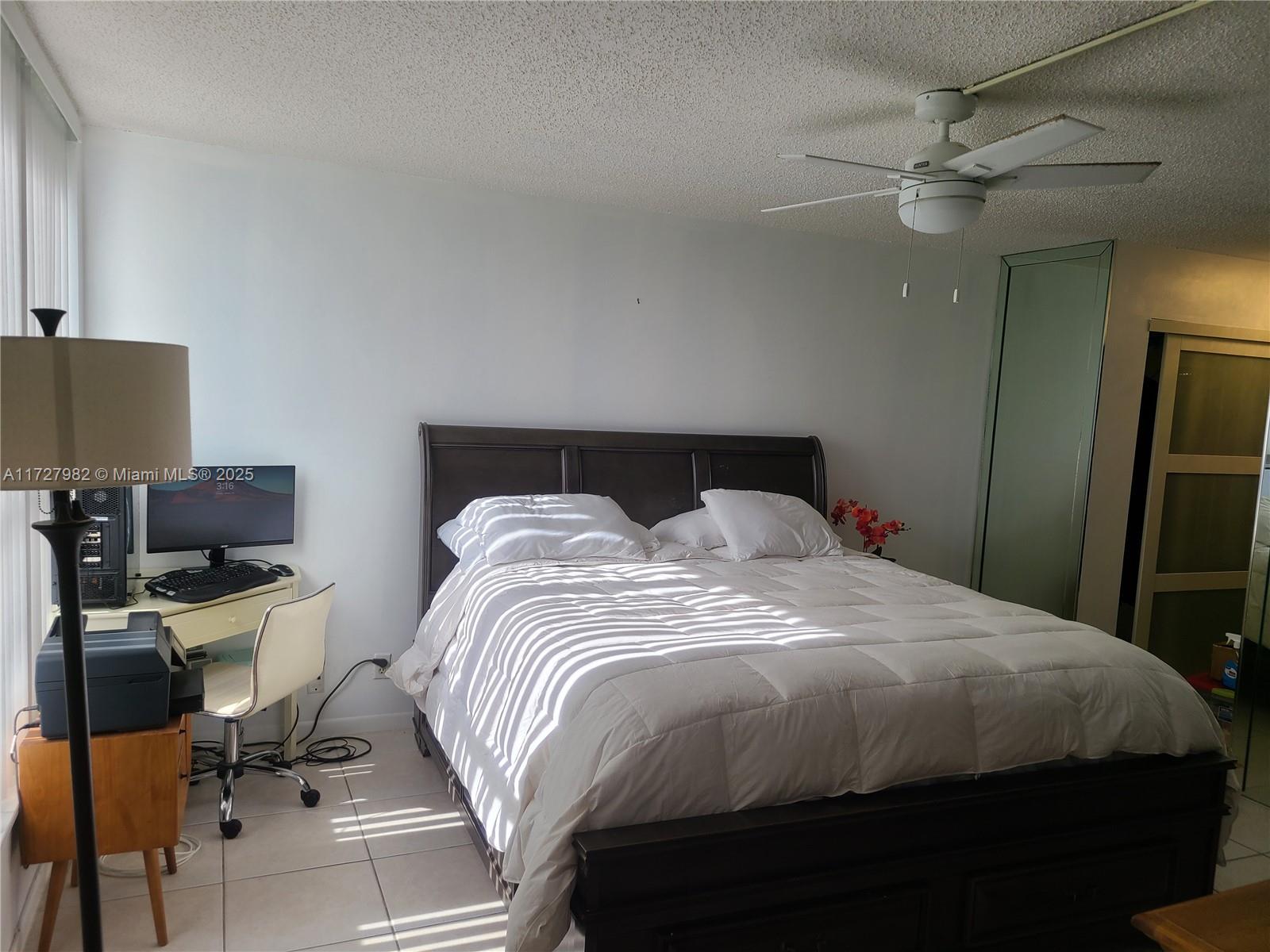 CORAL GATE V CONDO - Residential