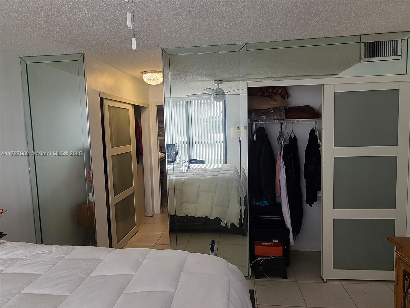 CORAL GATE V CONDO - Residential