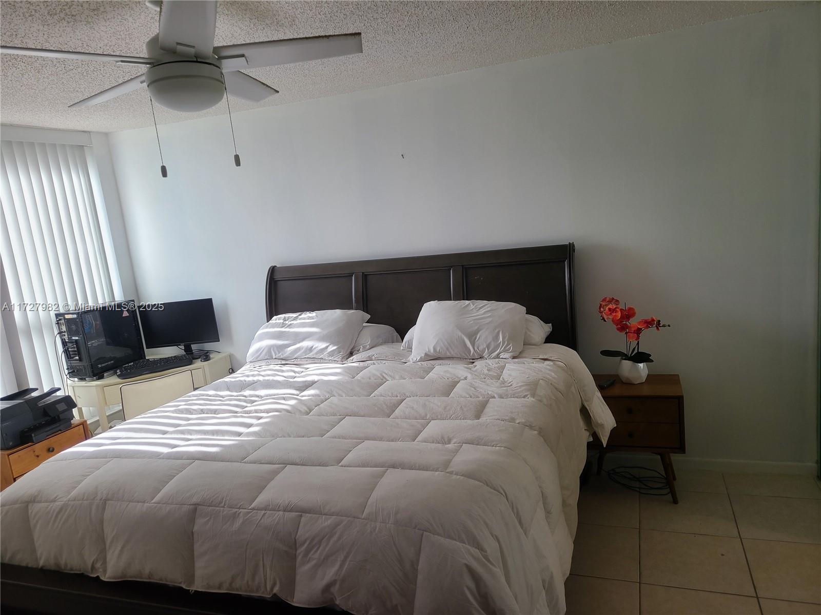 CORAL GATE V CONDO - Residential