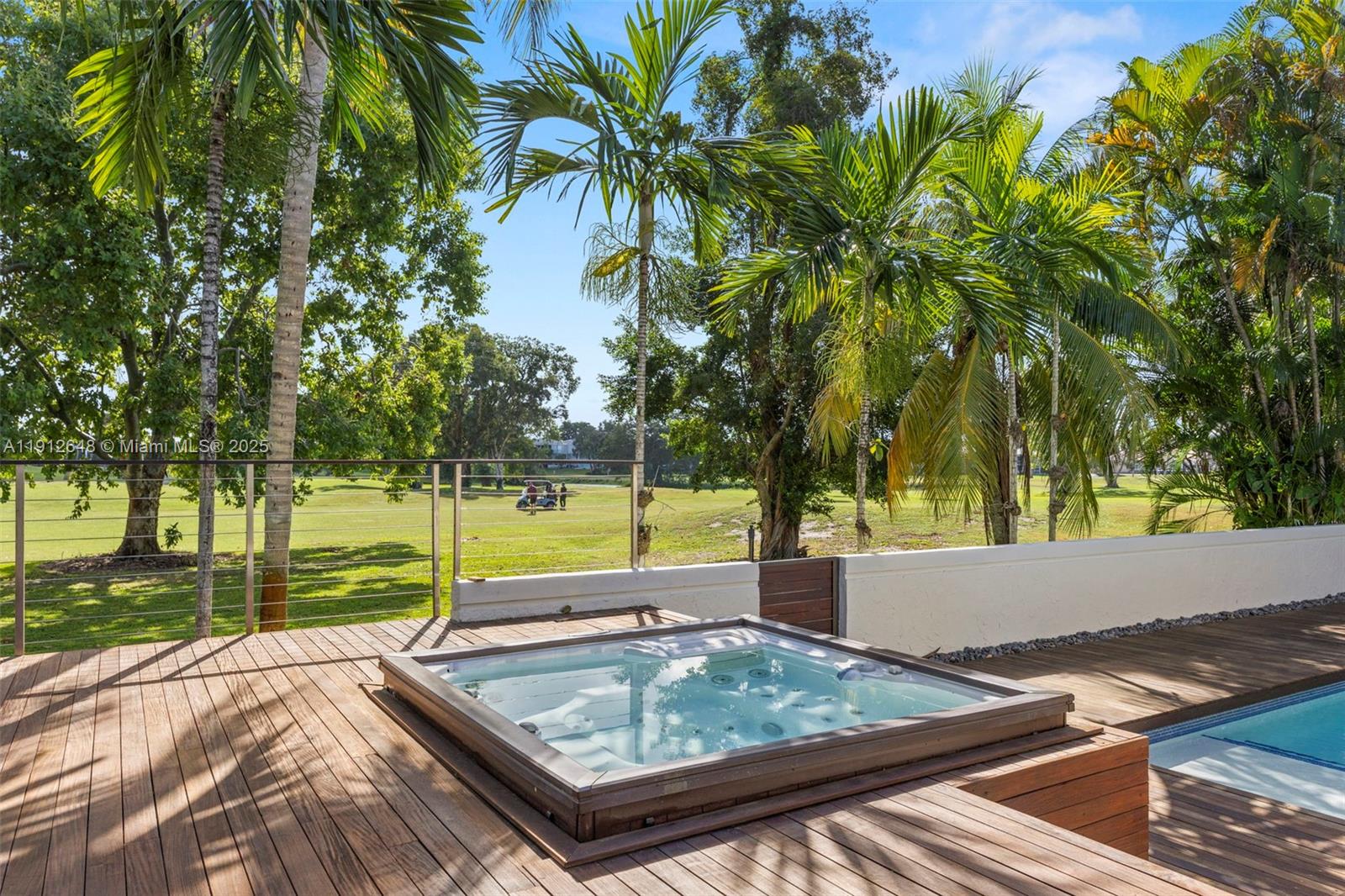 COUNTRY CLUB OF MIAMI EST - Residential