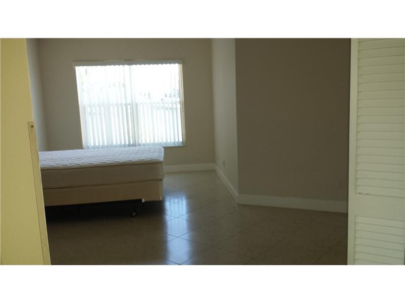DIMENSIONS NORTH AT CHAPE - Residential Lease