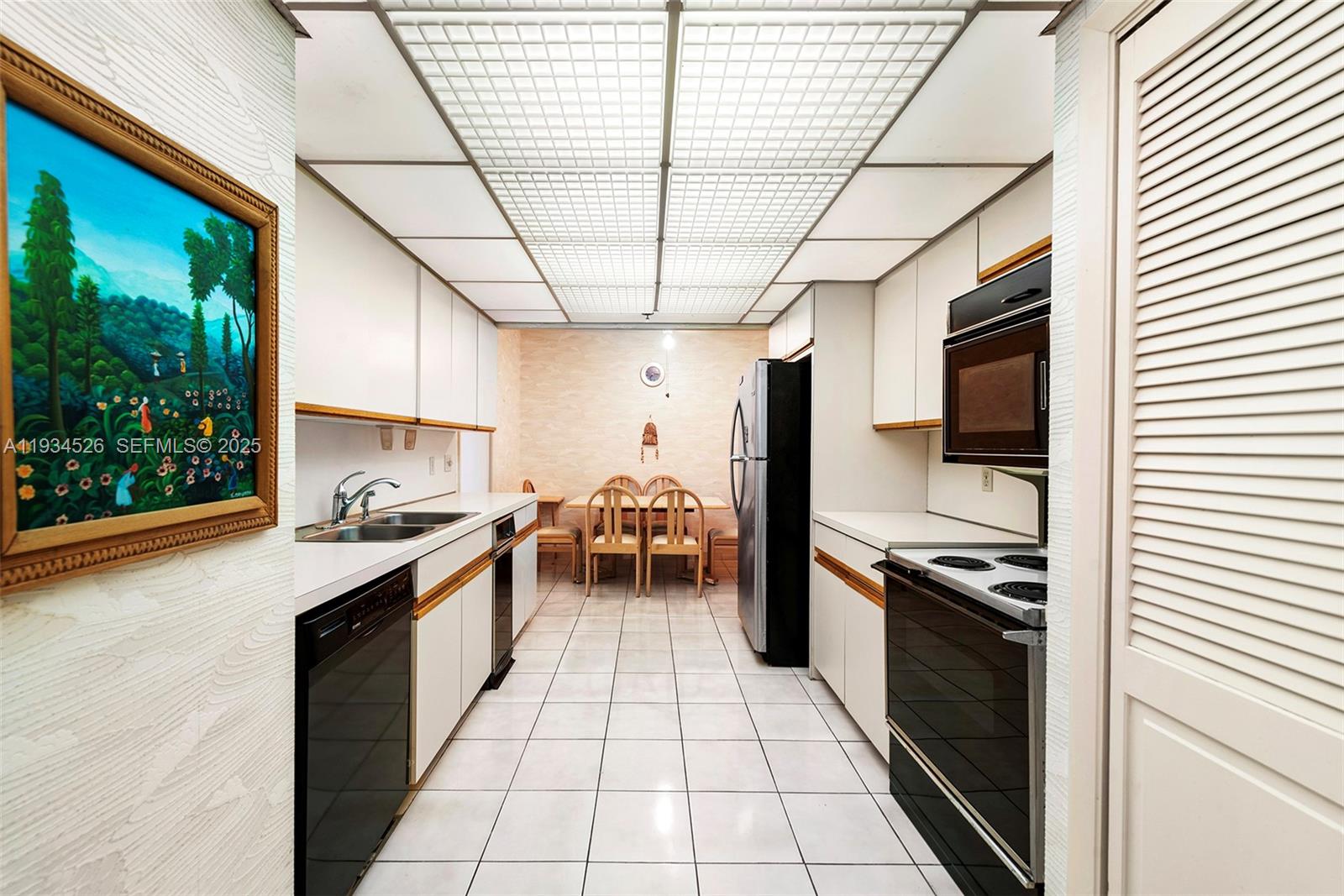 THE TIFFANY OF BAL HARBOU - Residential