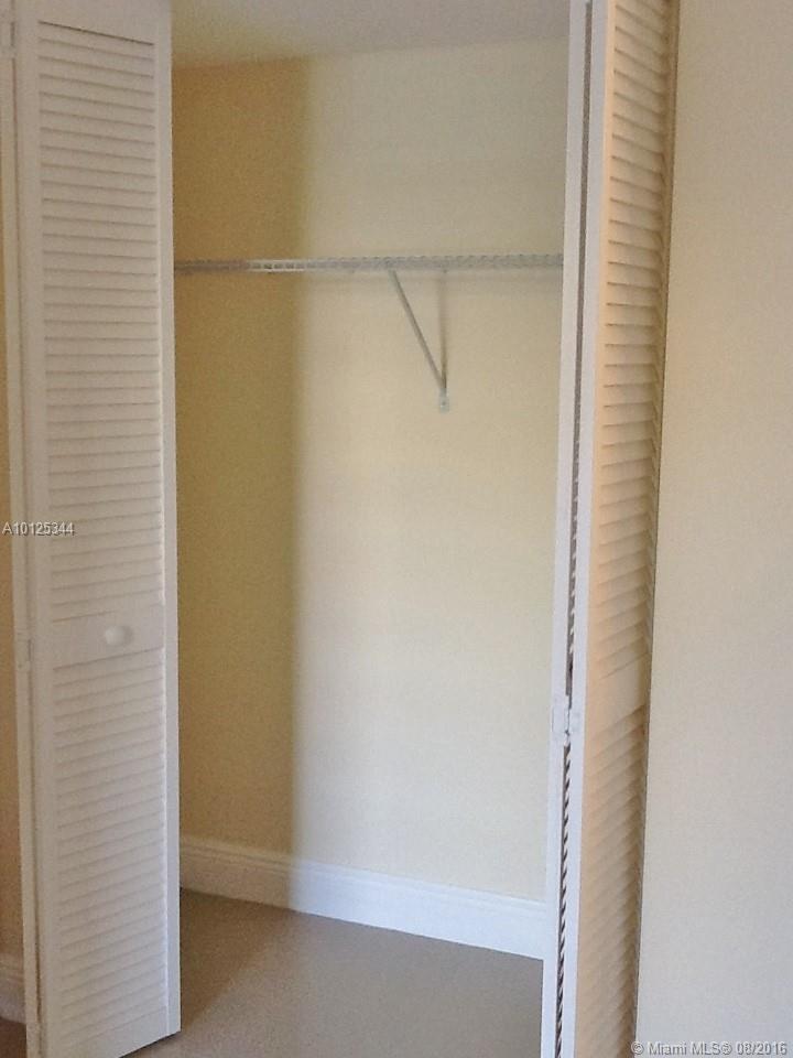 Sunset Villas Condo 03 - Residential Lease