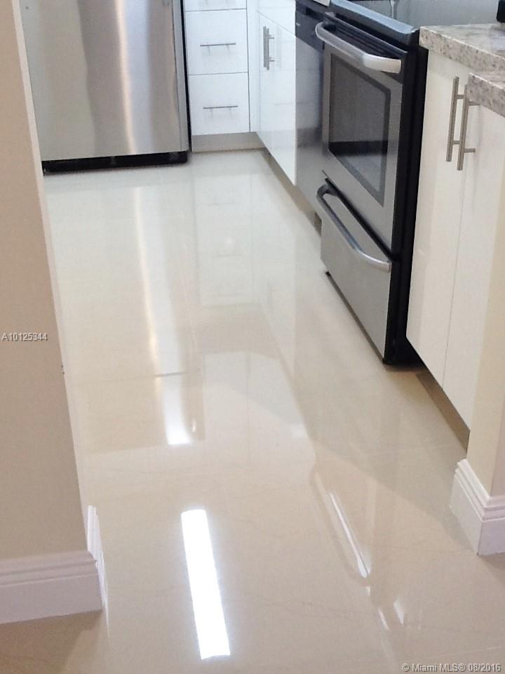 Sunset Villas Condo 03 - Residential Lease