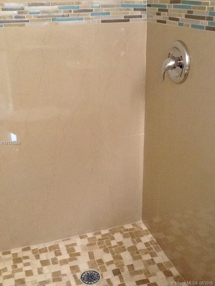 Sunset Villas Condo 03 - Residential Lease