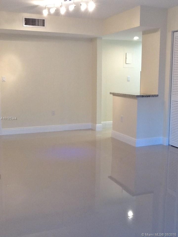 Sunset Villas Condo 03 - Residential Lease