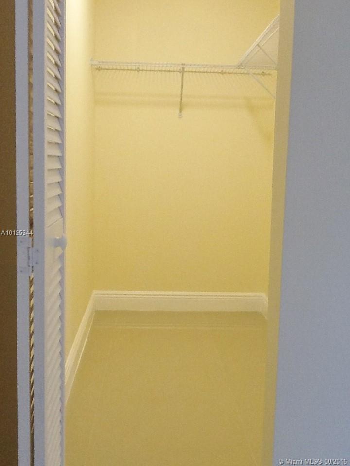 Sunset Villas Condo 03 - Residential Lease