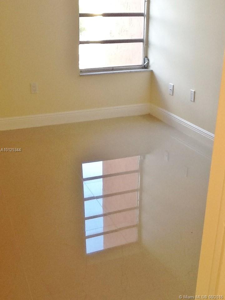 Sunset Villas Condo 03 - Residential Lease