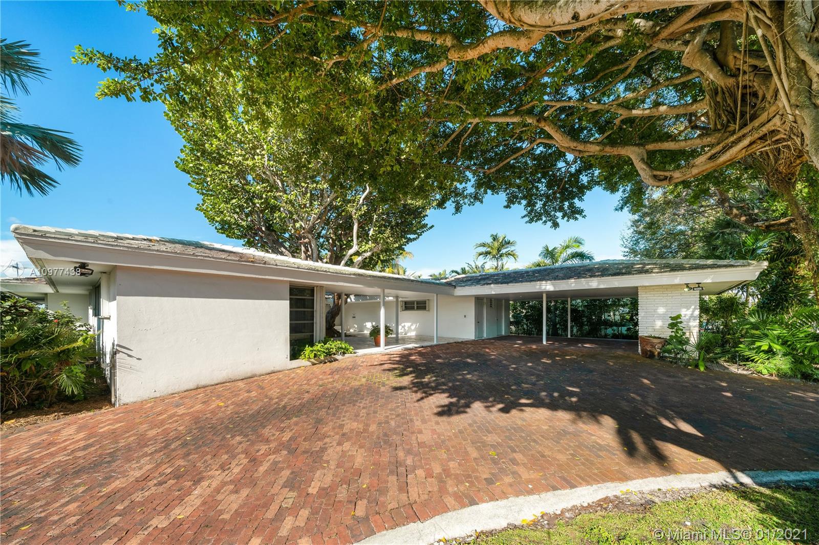 NORMANDY GOLF COURSE - Residential