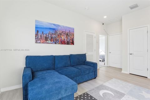 Tiny photo for 1402 Myrtle Oak Ter, Hollywood, FL 33021 (MLS # A11977154)