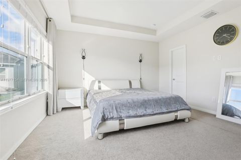 Tiny photo for 1402 Myrtle Oak Ter, Hollywood, FL 33021 (MLS # A11977154)