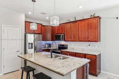 Tiny photo for 1402 Myrtle Oak Ter, Hollywood, FL 33021 (MLS # A11977154)