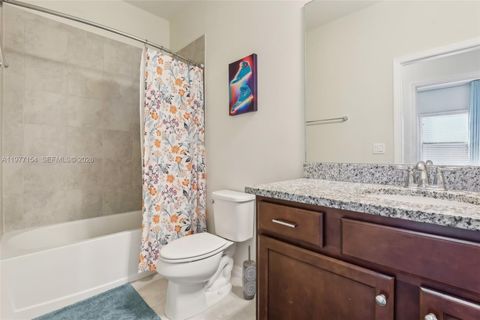 Tiny photo for 1402 Myrtle Oak Ter, Hollywood, FL 33021 (MLS # A11977154)
