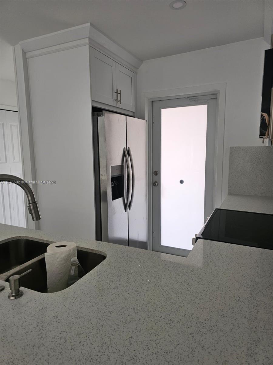 YUCCA GARDENS CONDO - Residential Lease