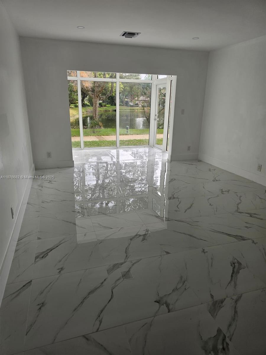 YUCCA GARDENS CONDO - Residential Lease