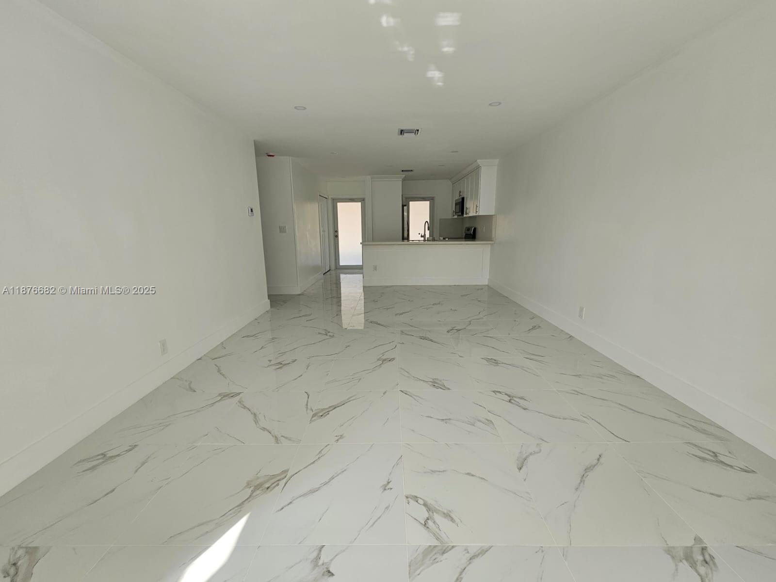 YUCCA GARDENS CONDO - Residential Lease