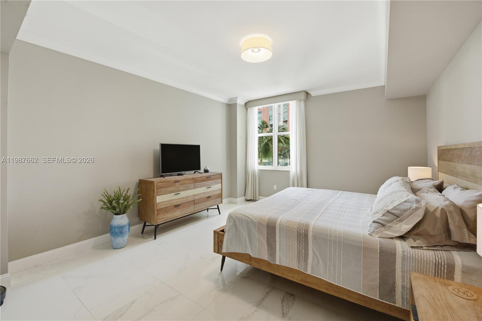 AVENTURA MARINA CONDO NUM - Residential