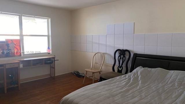 Shangri-La 18-8 B - Residential