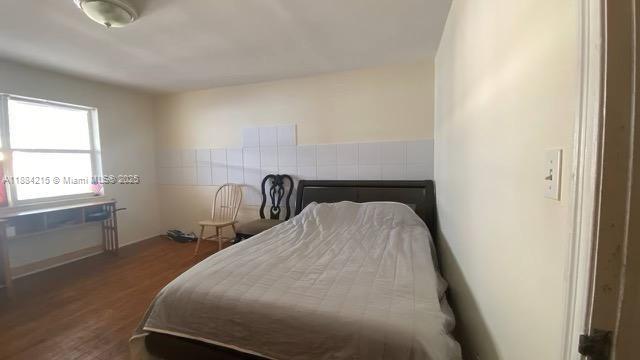 Shangri-La 18-8 B - Residential