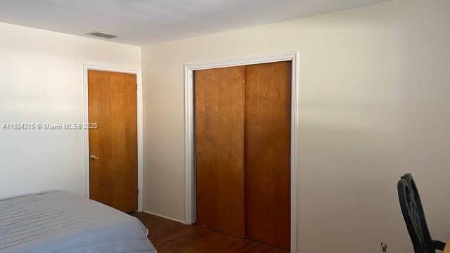 Shangri-La 18-8 B - Residential