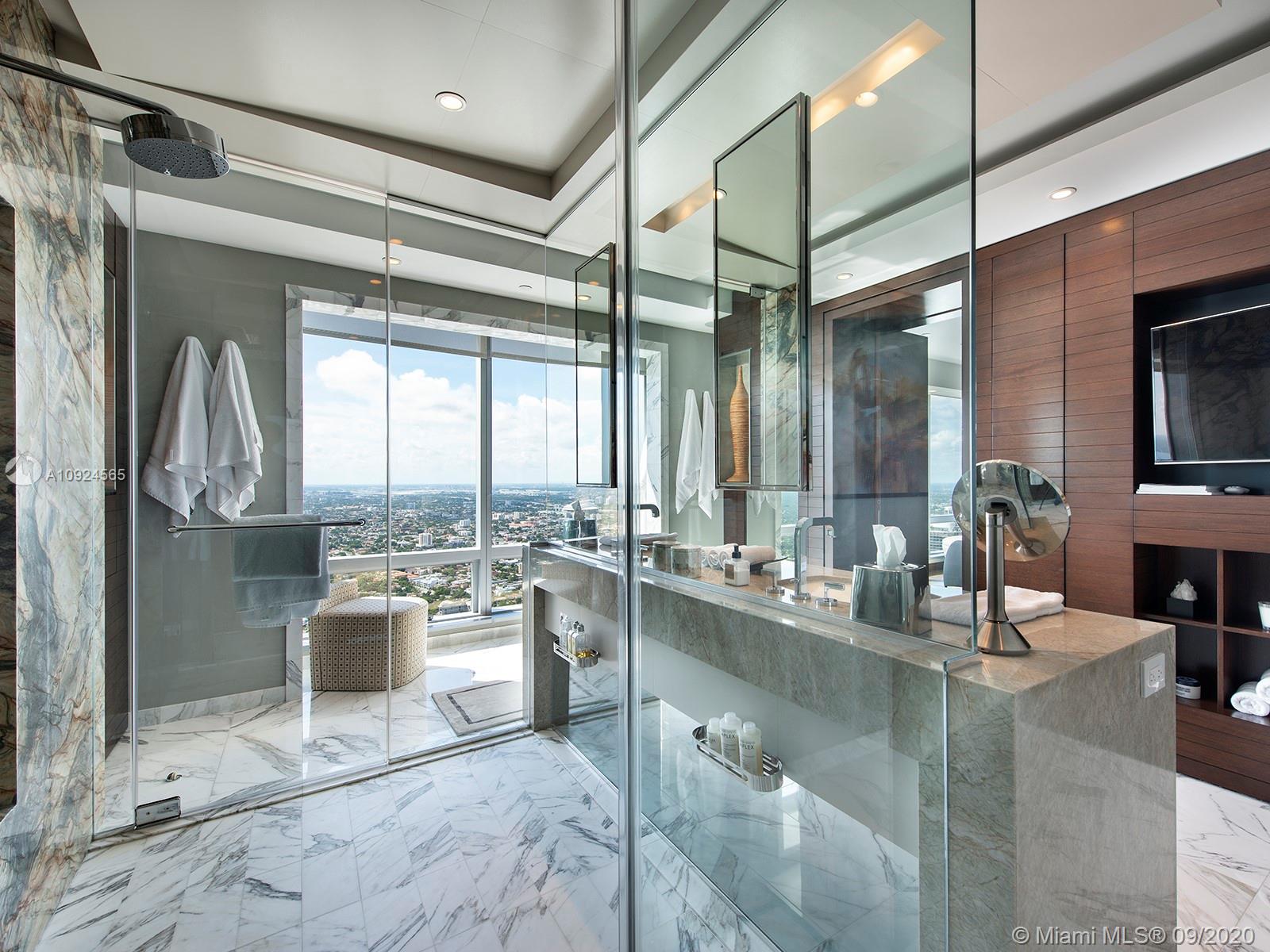 MILLENNIUM TOWER RESIDENCE - Residential