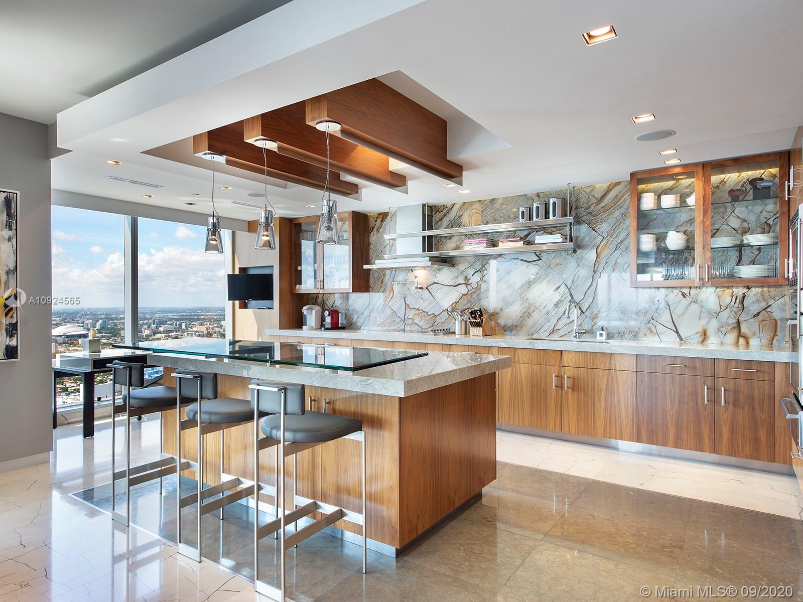 MILLENNIUM TOWER RESIDENCE - Residential