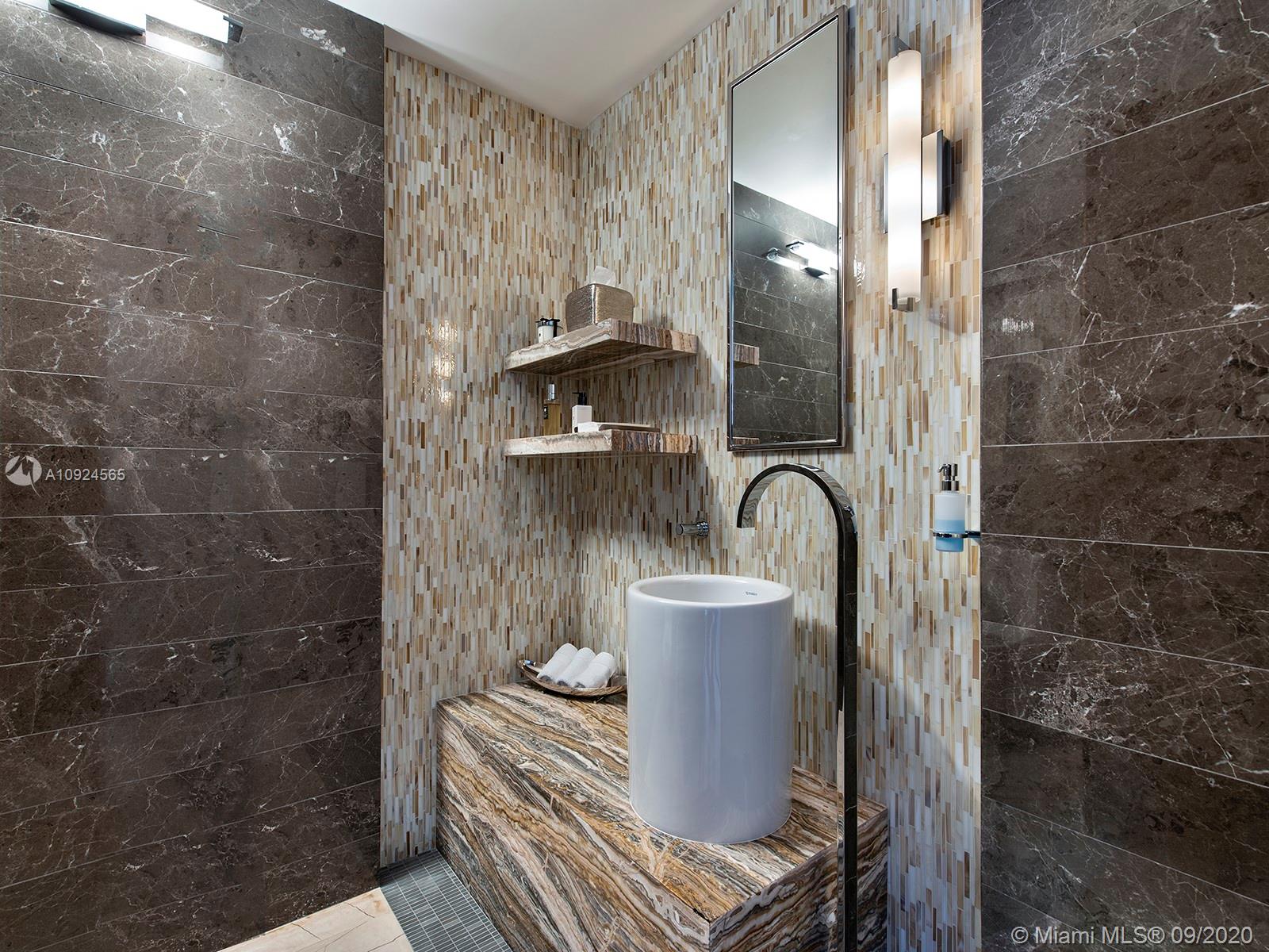 MILLENNIUM TOWER RESIDENCE - Residential