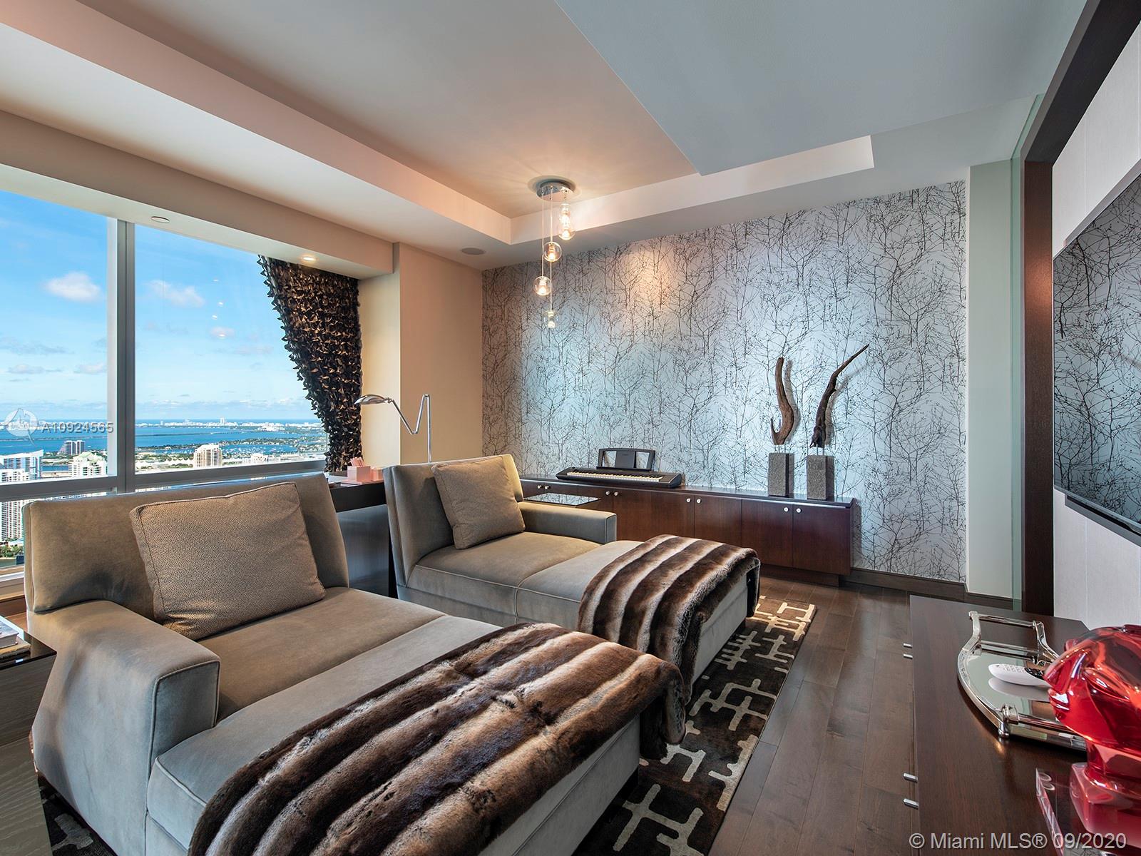 MILLENNIUM TOWER RESIDENCE - Residential