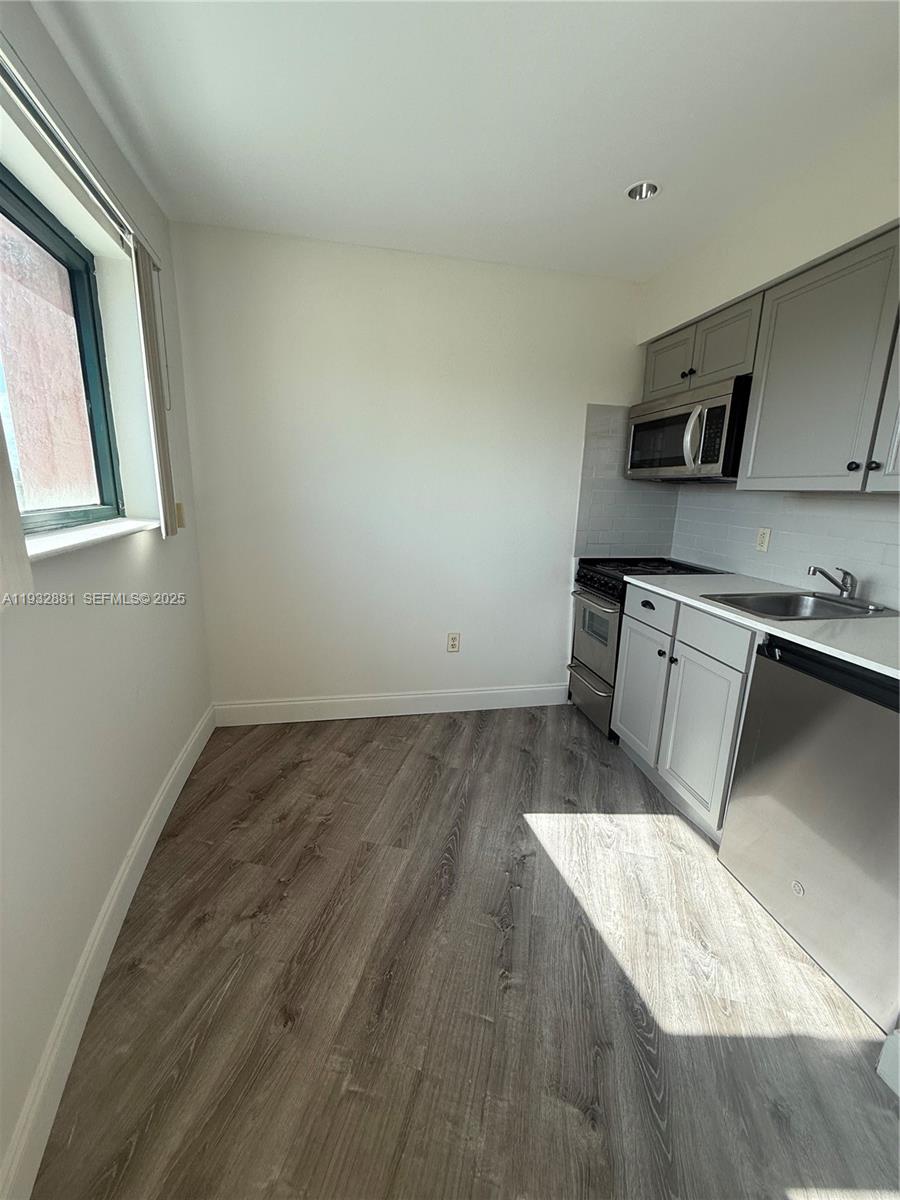 CARVERS SUB - Residential Lease