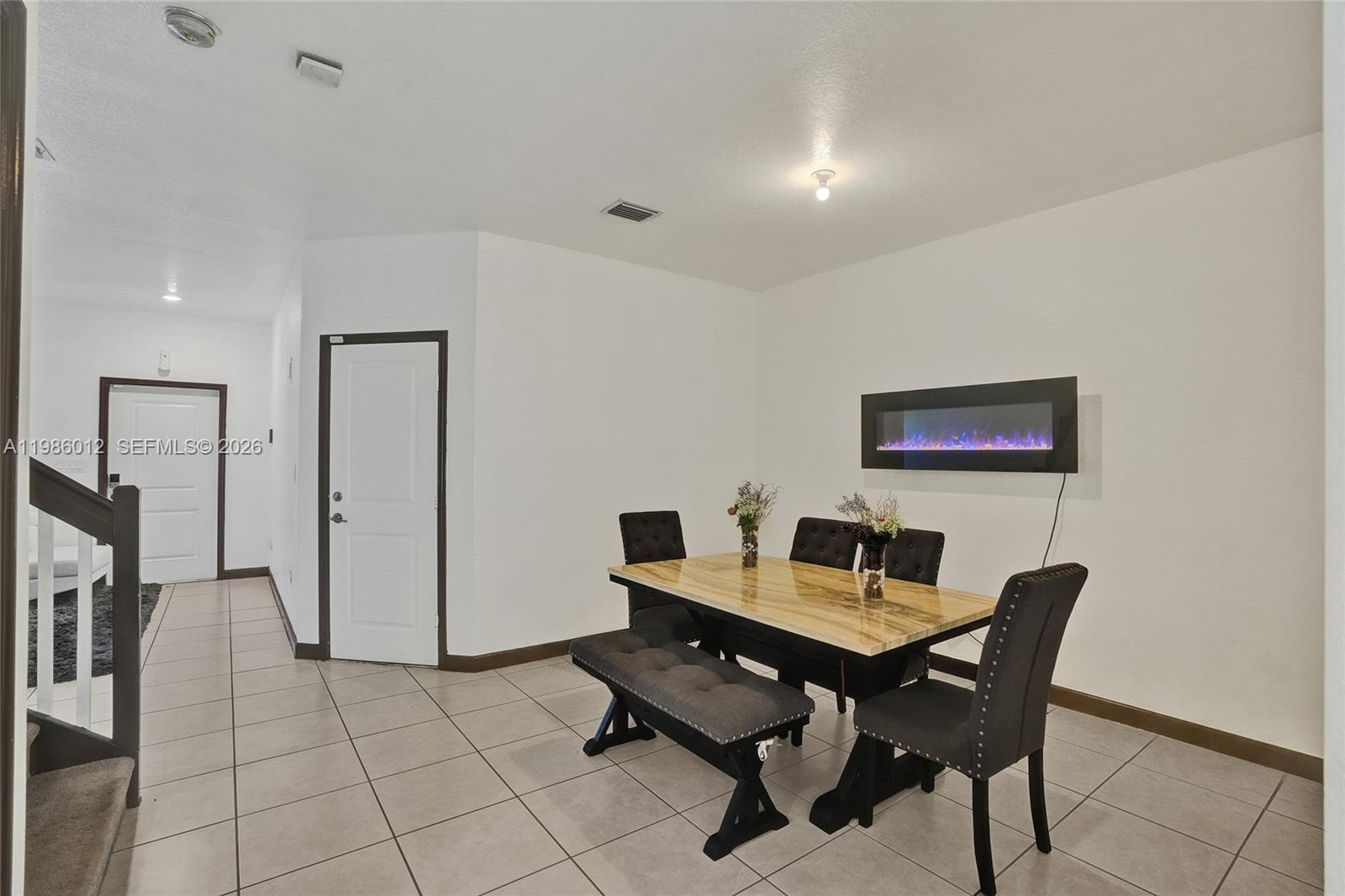 VIA VENTURE NEIGHBORHOOD - Residential