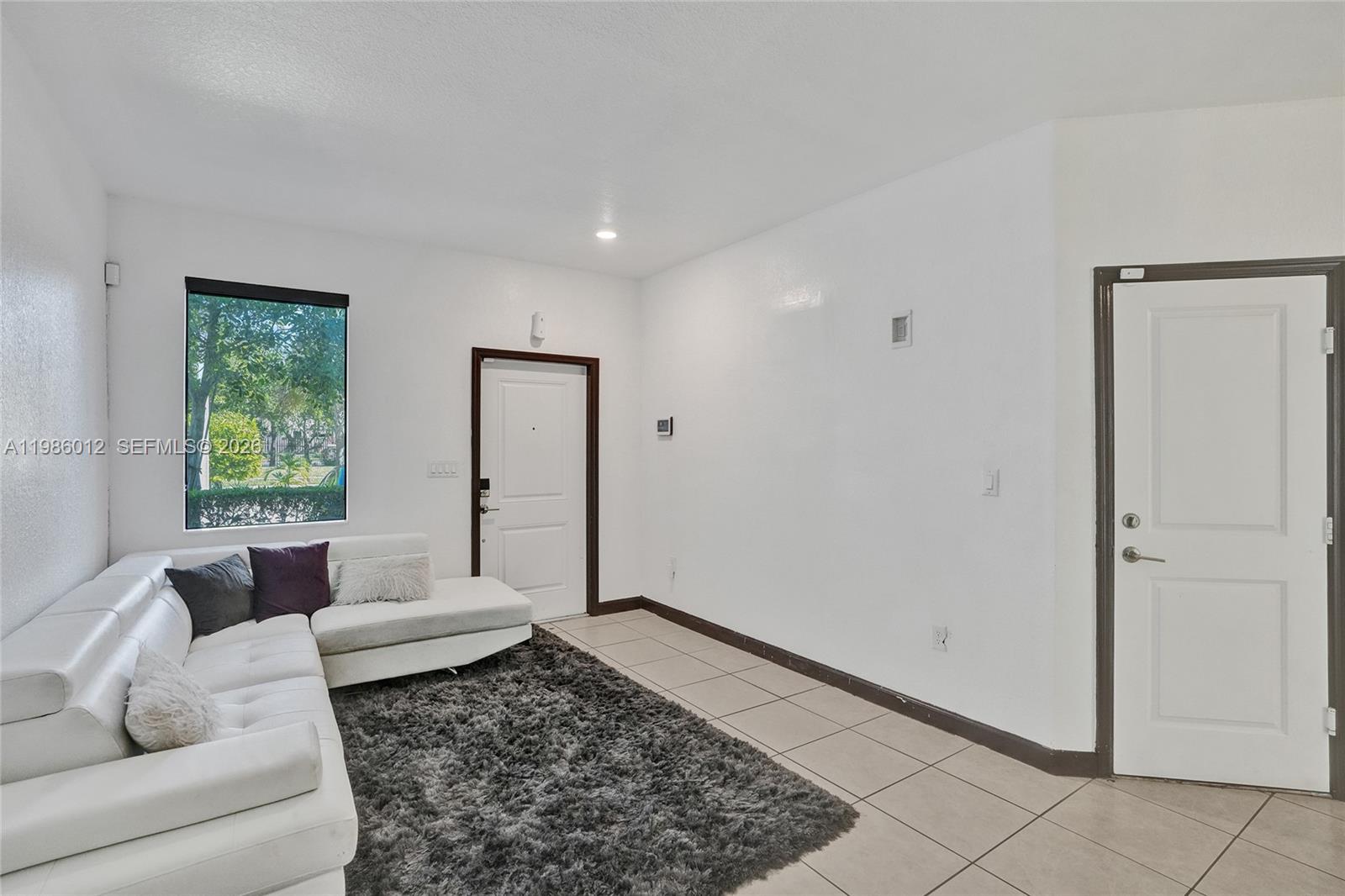 VIA VENTURE NEIGHBORHOOD - Residential