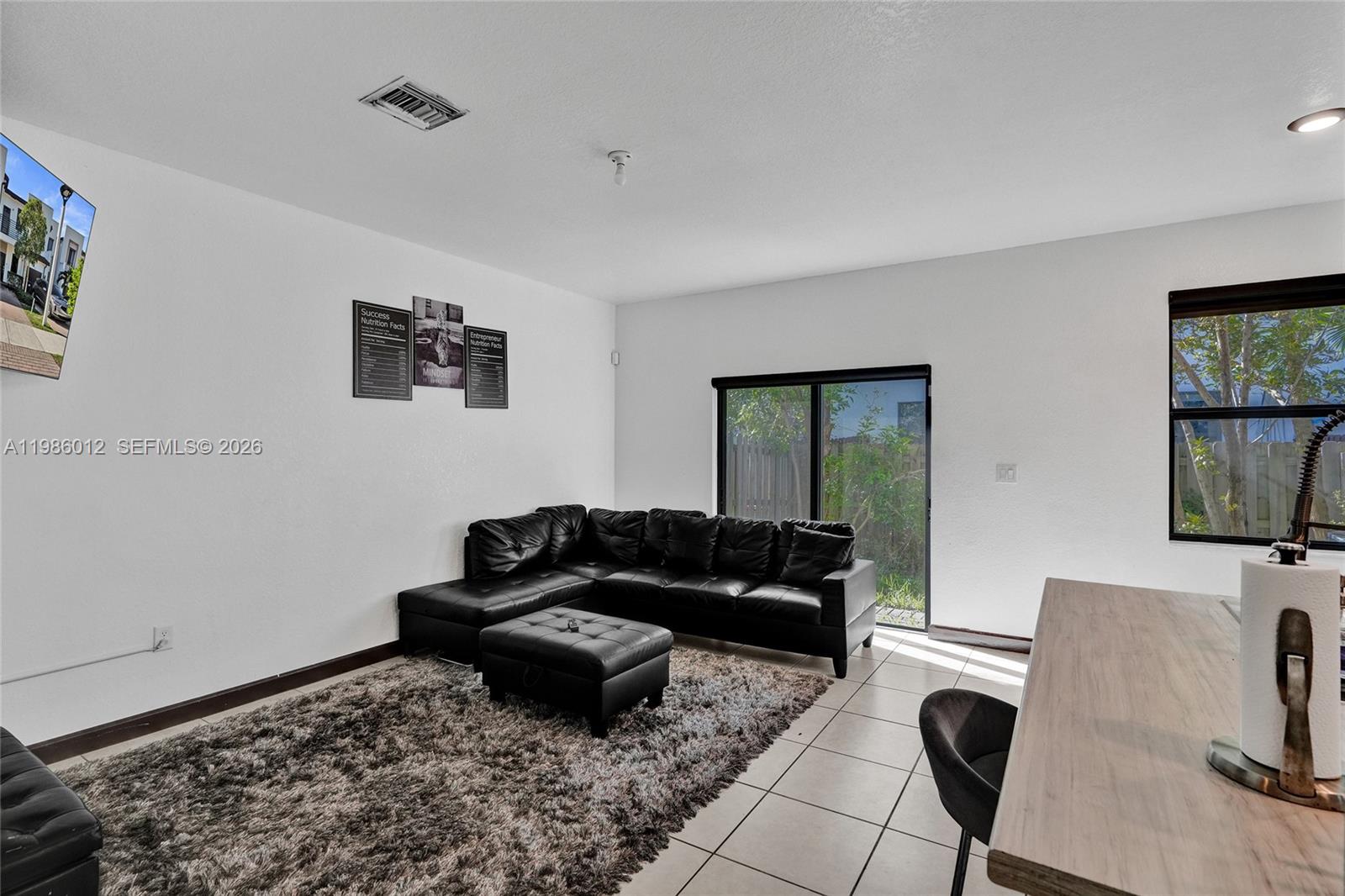 VIA VENTURE NEIGHBORHOOD - Residential