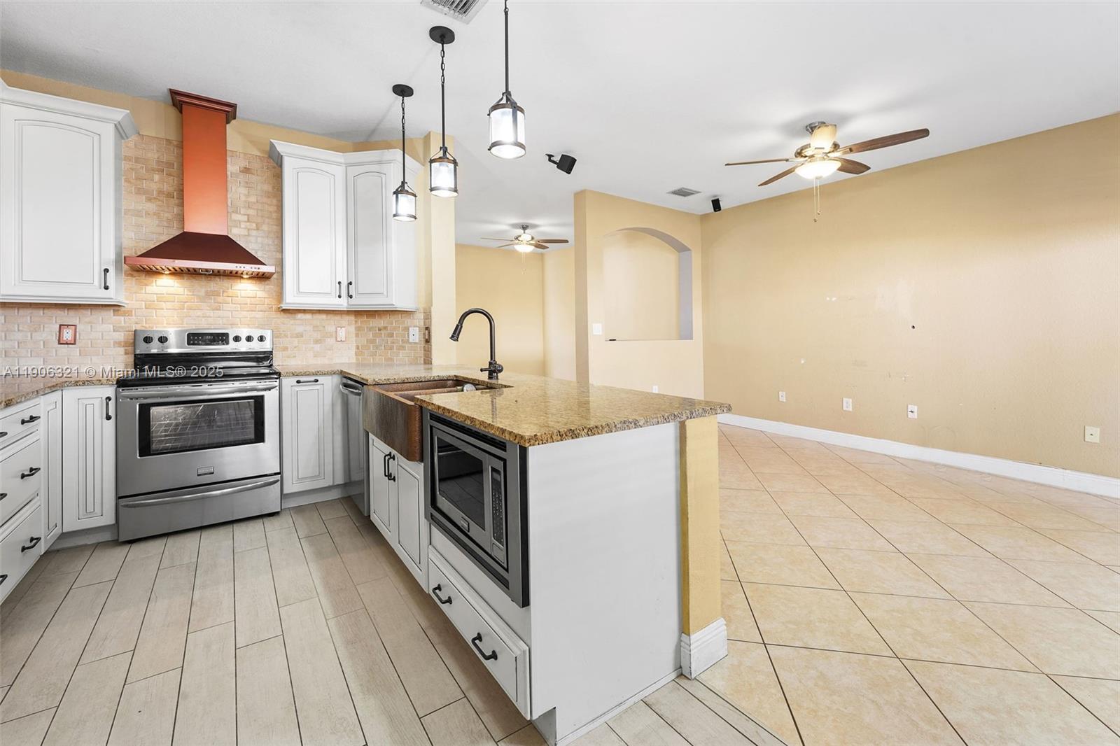 KENDALL BREEZE - Residential