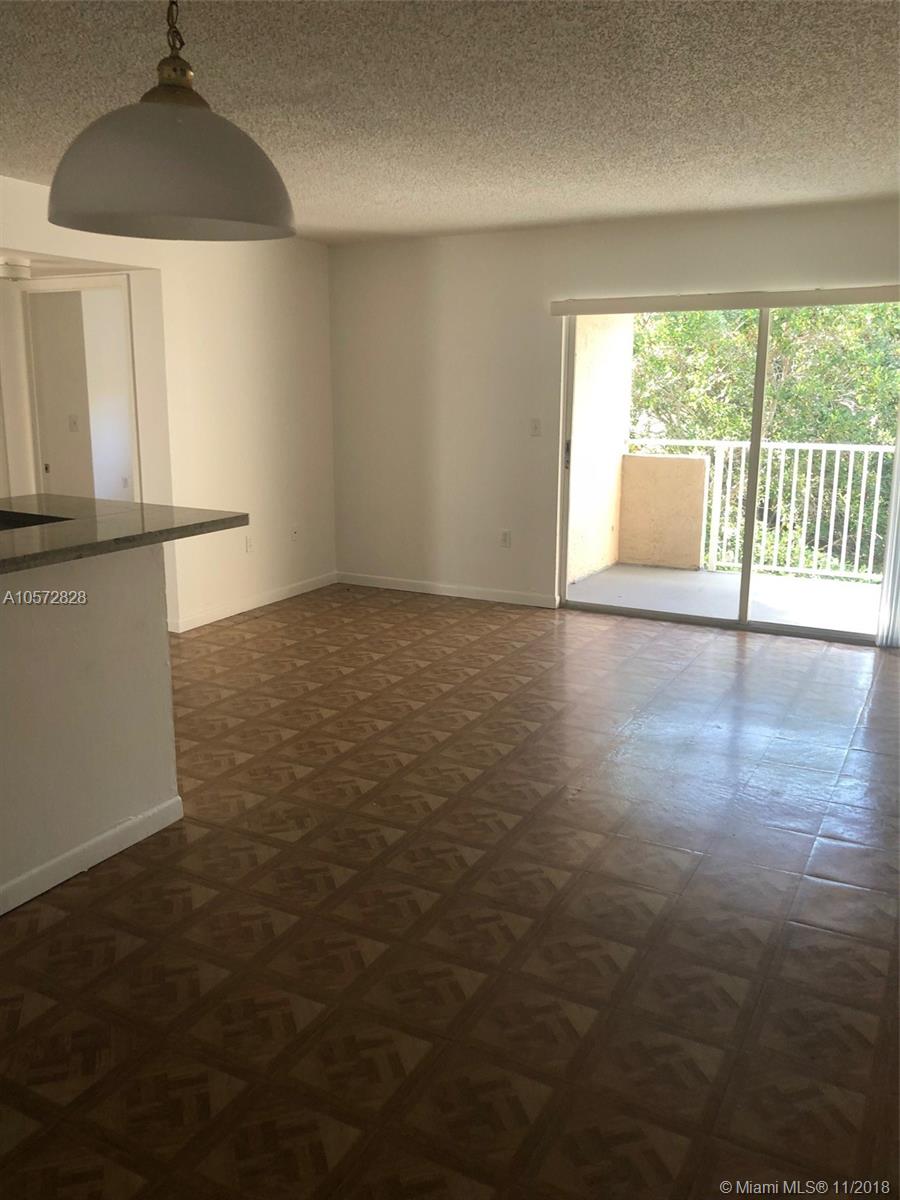 KENDALL LAKE TOWERS CONDO - Residential Lease