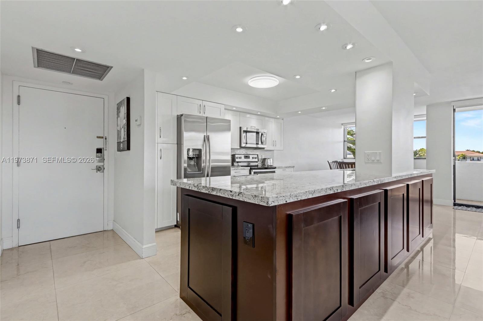 AVANT GARDE CONDO - Residential