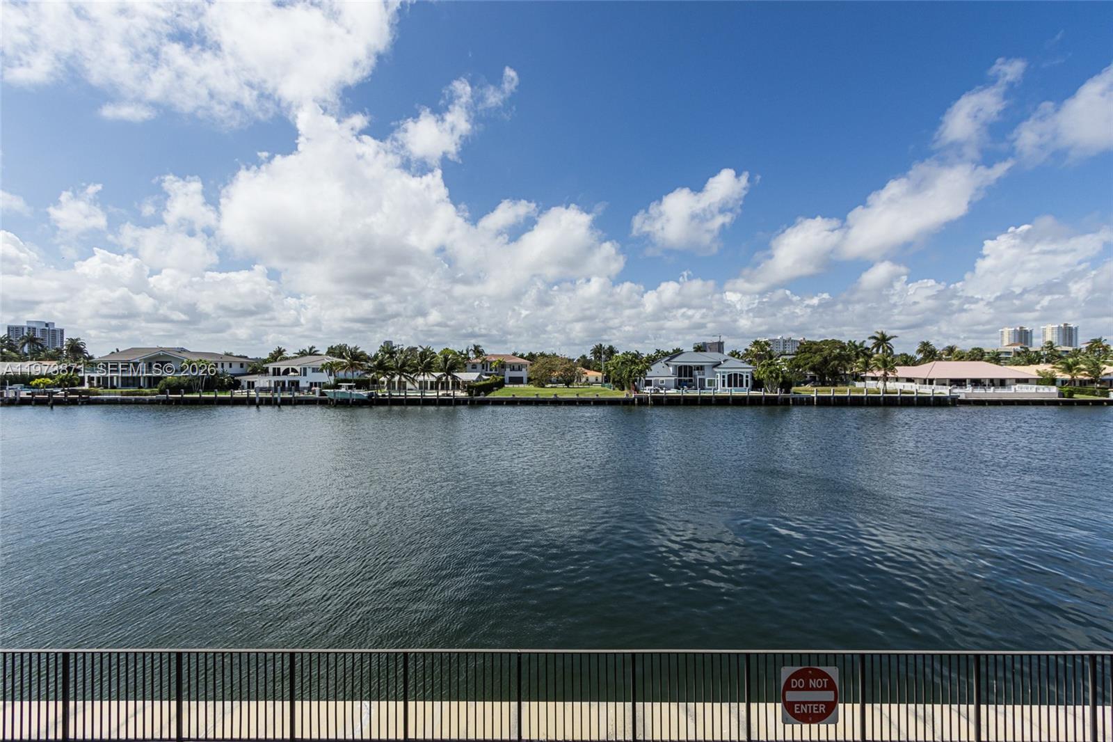 AVANT GARDE CONDO - Residential