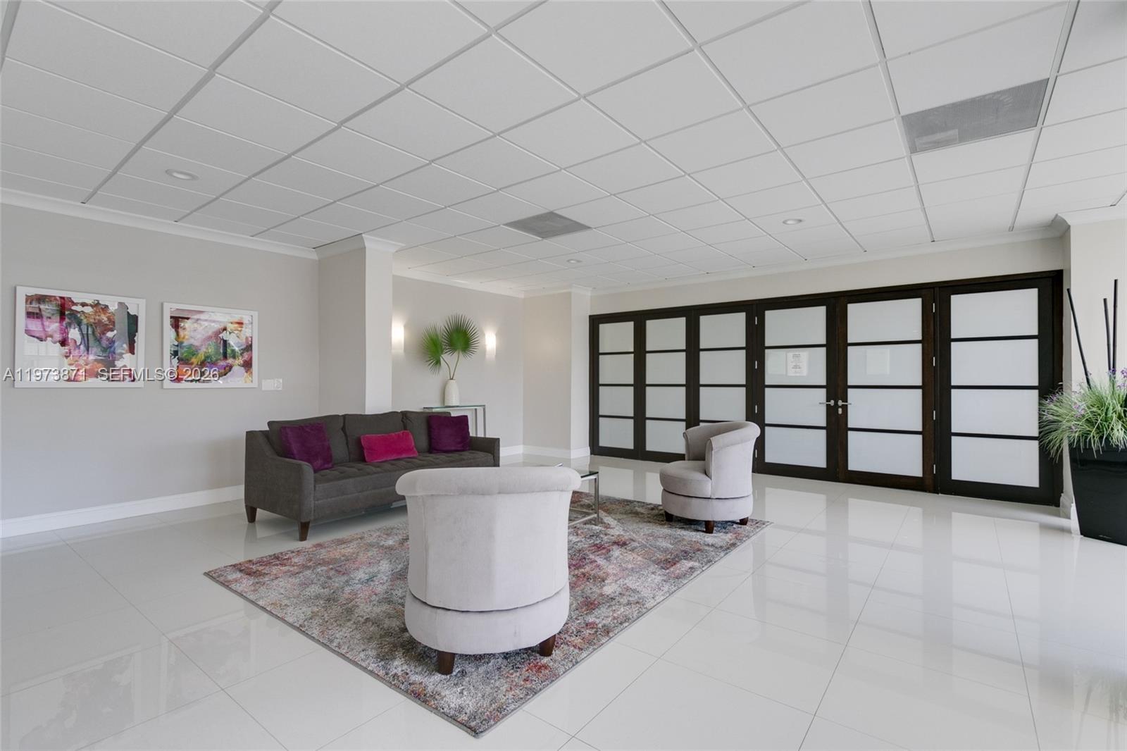 AVANT GARDE CONDO - Residential