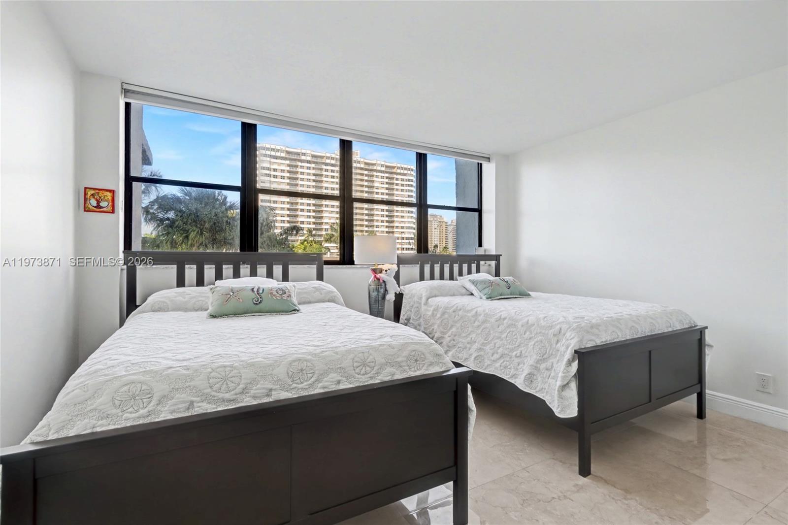 AVANT GARDE CONDO - Residential