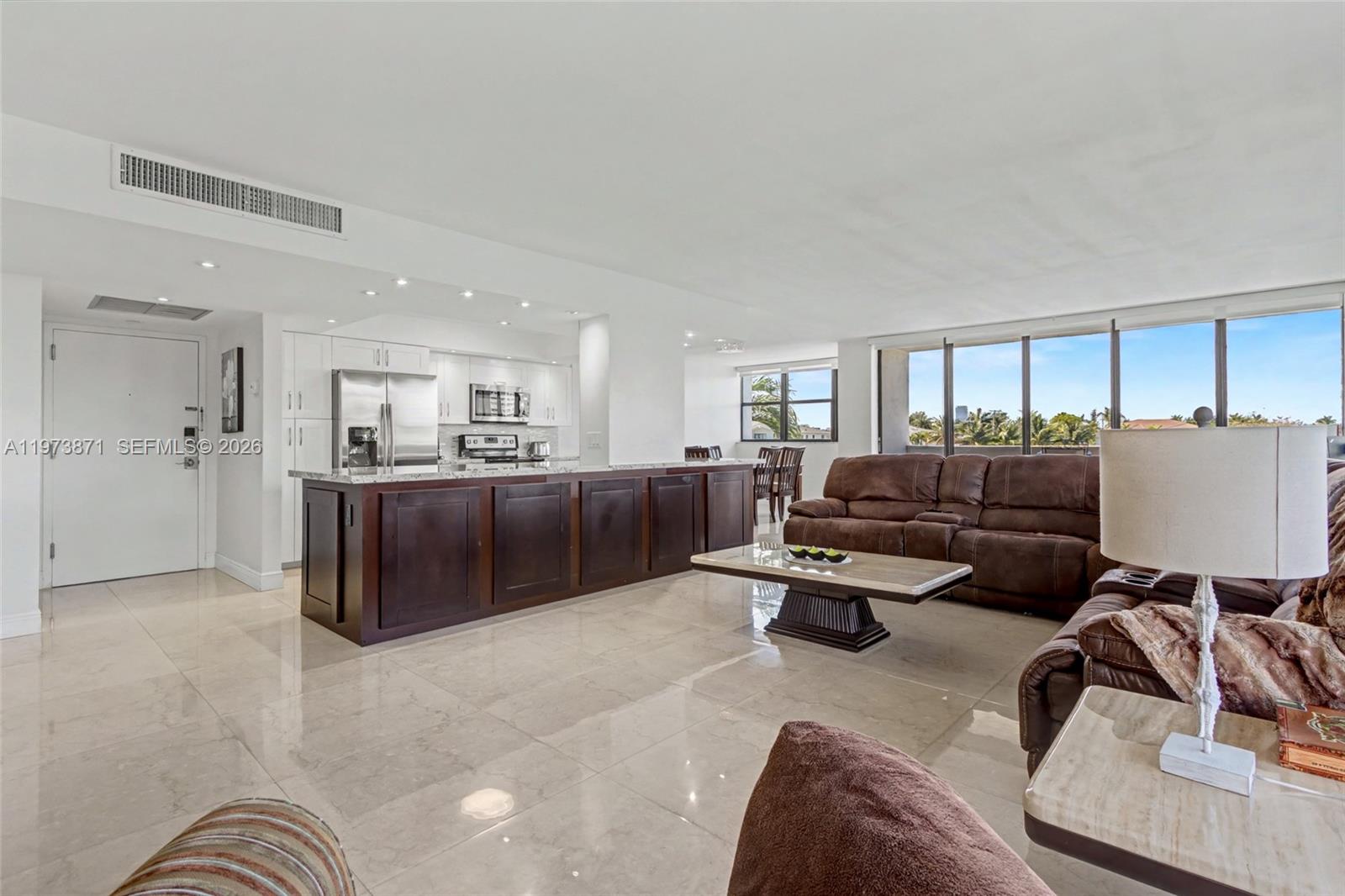 AVANT GARDE CONDO - Residential