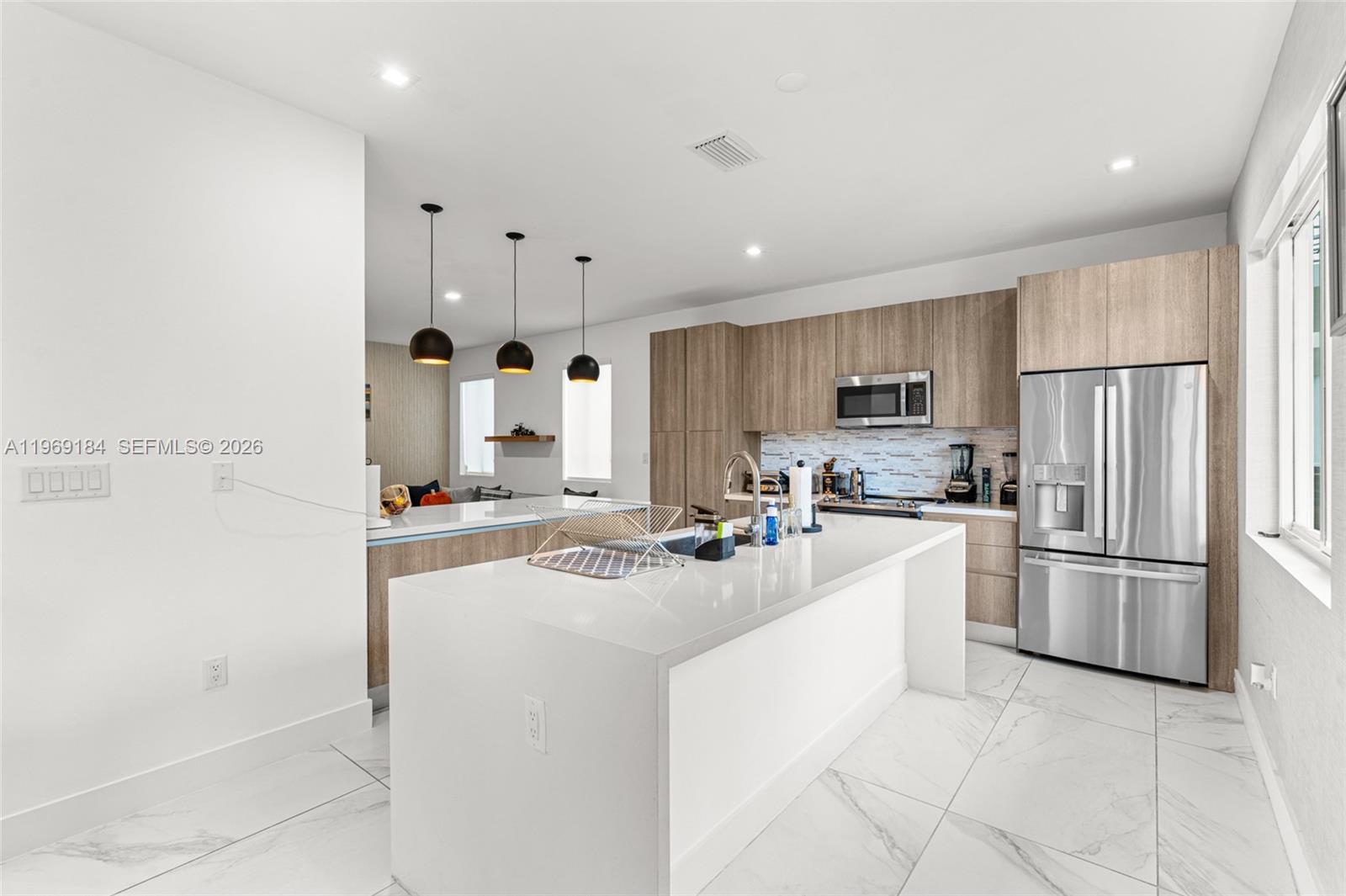 DORAL PALMS SOUTH - Residential Lease