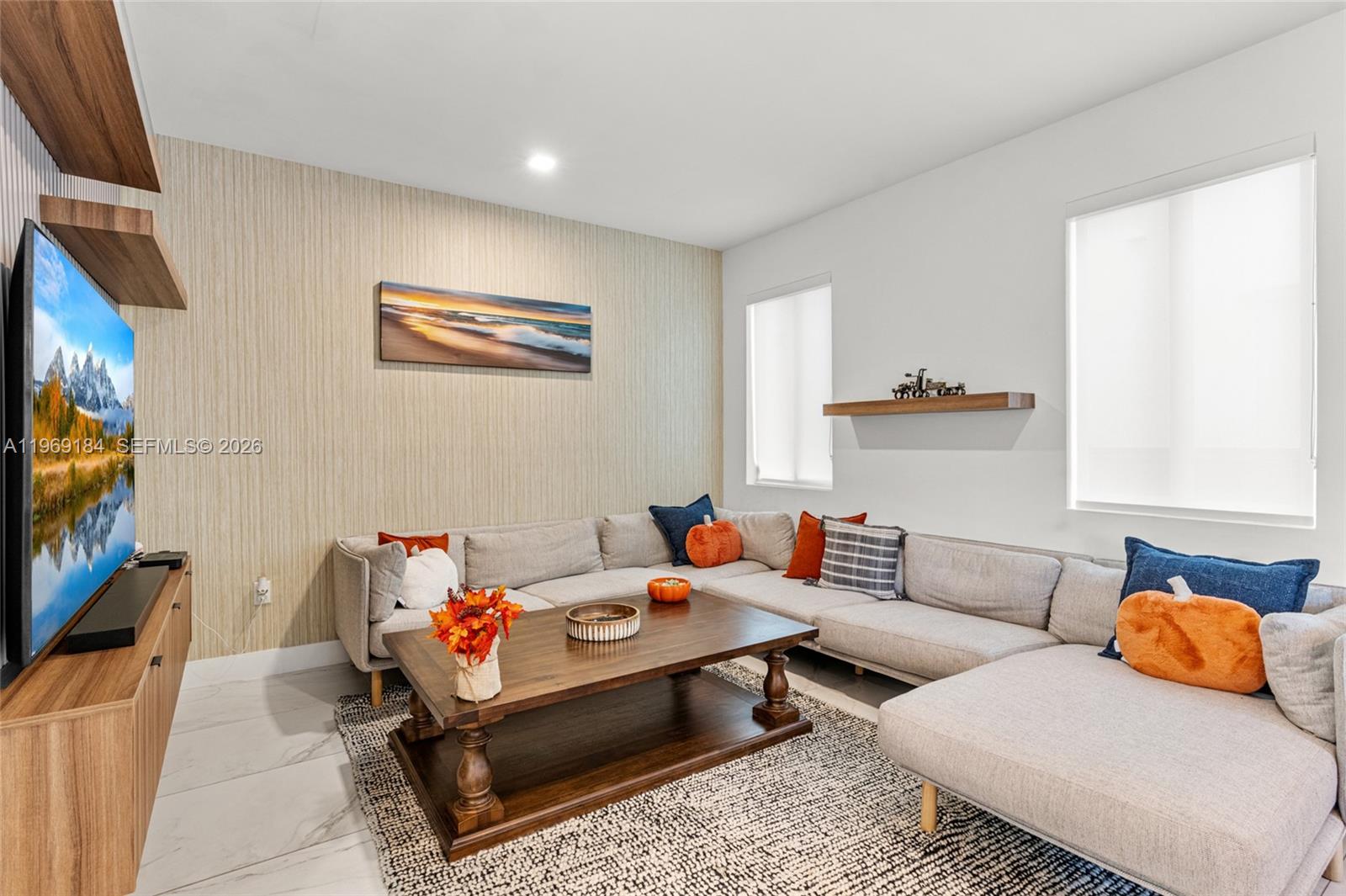 DORAL PALMS SOUTH - Residential Lease