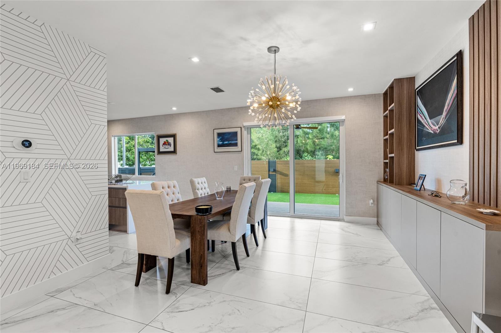 DORAL PALMS SOUTH - Residential Lease