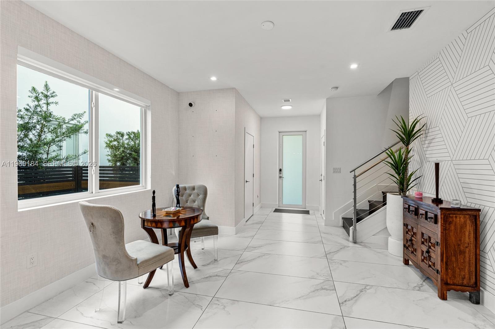 DORAL PALMS SOUTH - Residential Lease