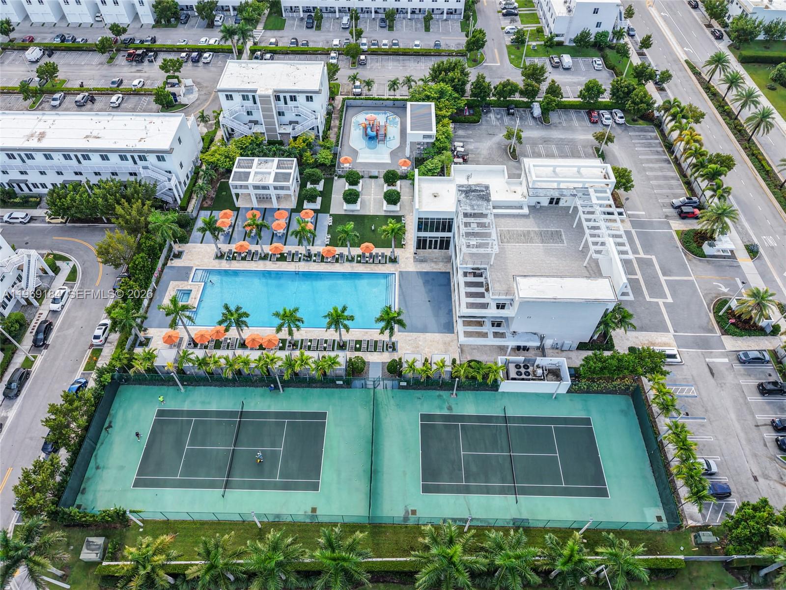 DORAL PALMS SOUTH - Residential Lease