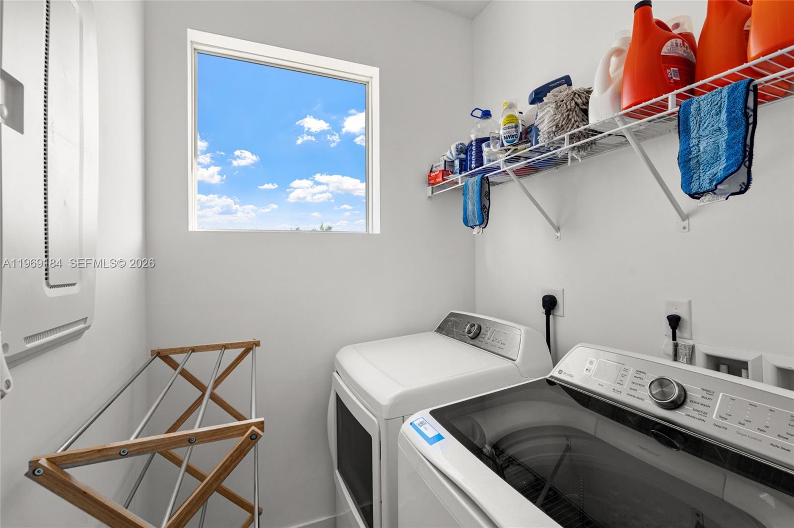 DORAL PALMS SOUTH - Residential Lease