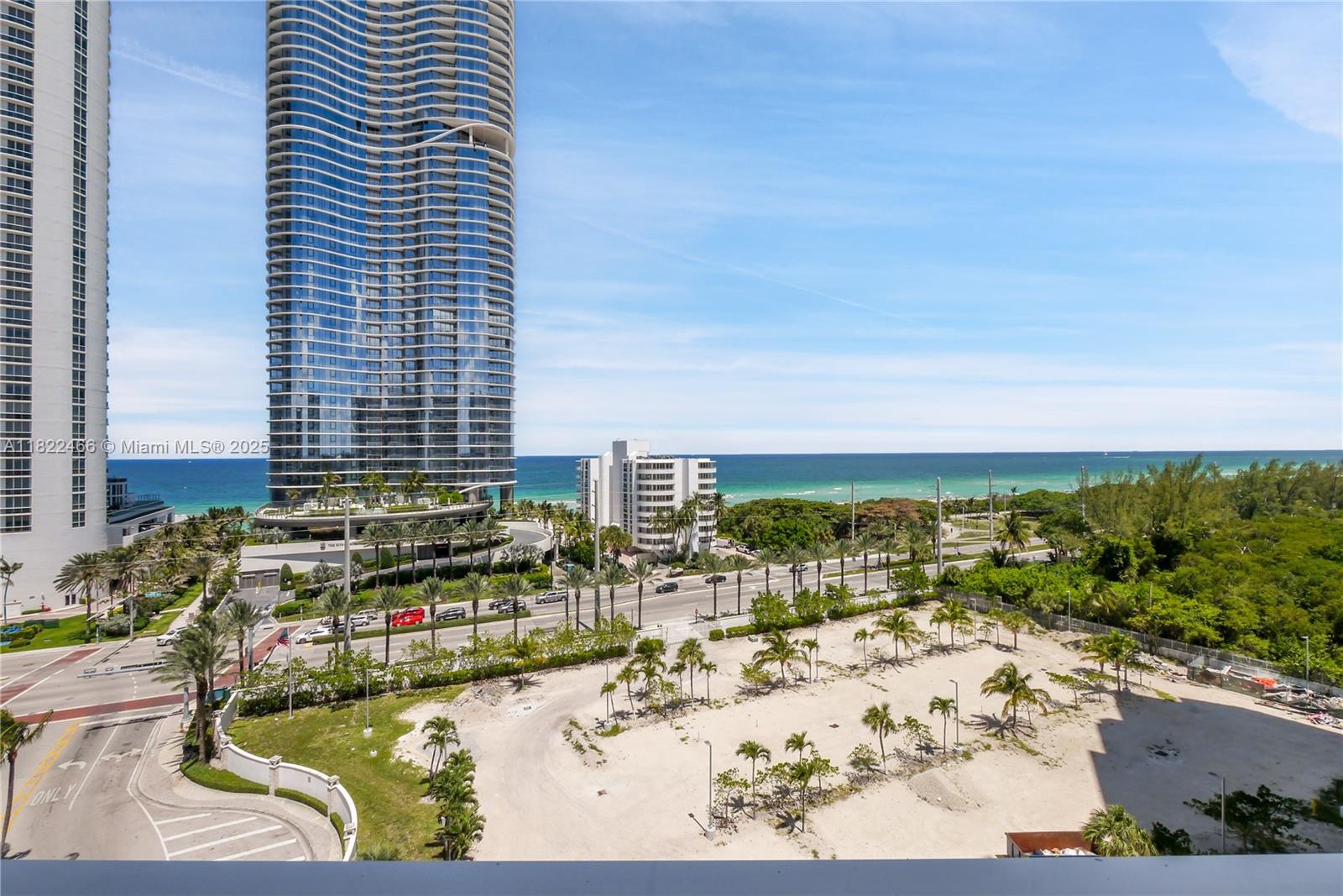 100 Bayview Dr 1008, Sunny Isles Beach, Miami-Dade County, Florida - 2 Bedrooms  
2 Bathrooms - 